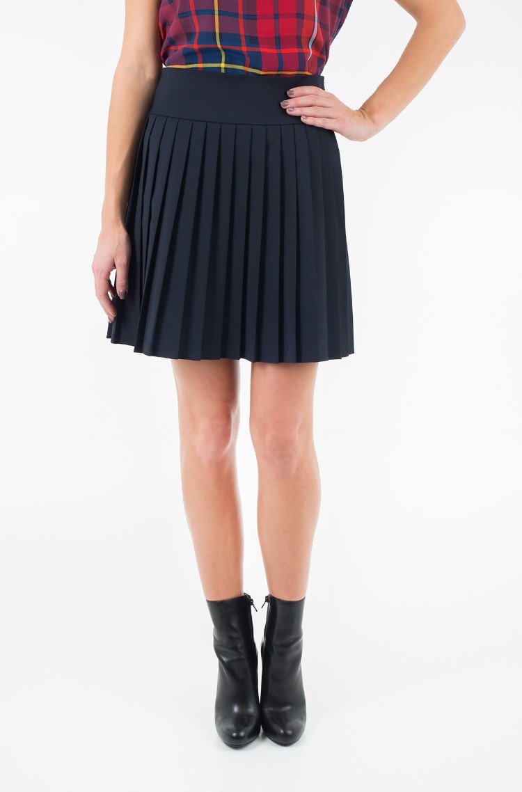 tommy pleated skirt
