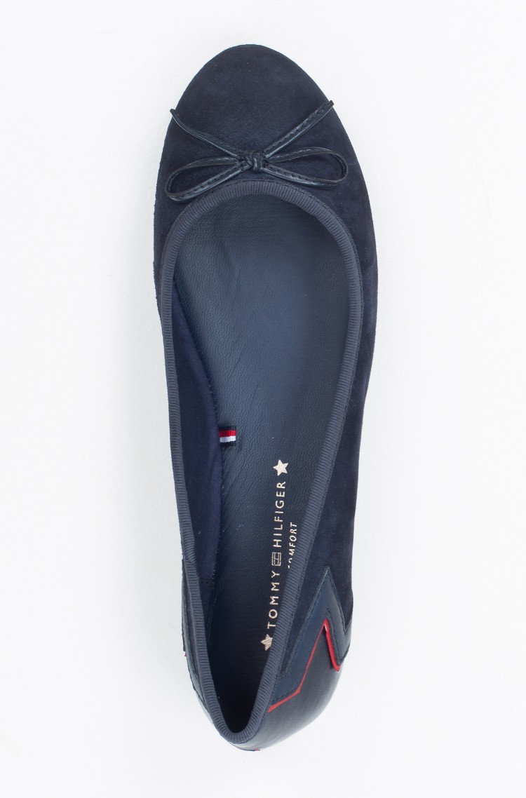 tommy hilfiger elevated flat