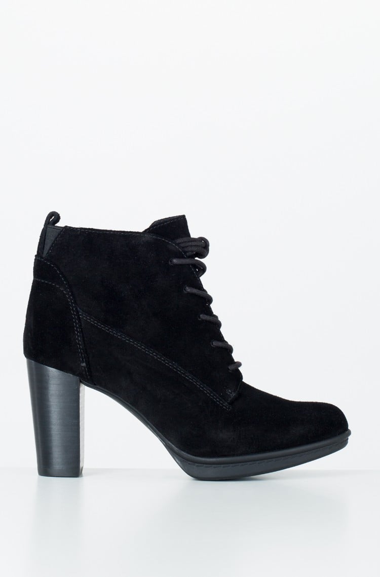 tommy hilfiger suede ankle boots