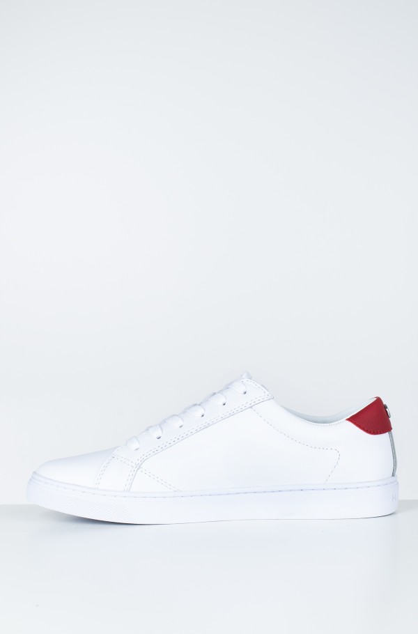 tommy hilfiger playful badge sneakers