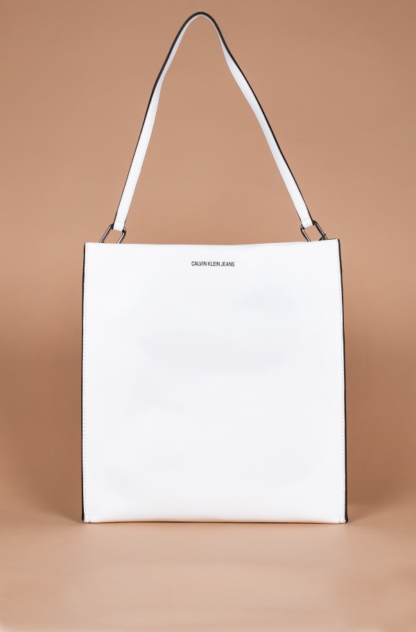 Calvin Klein White Handbags