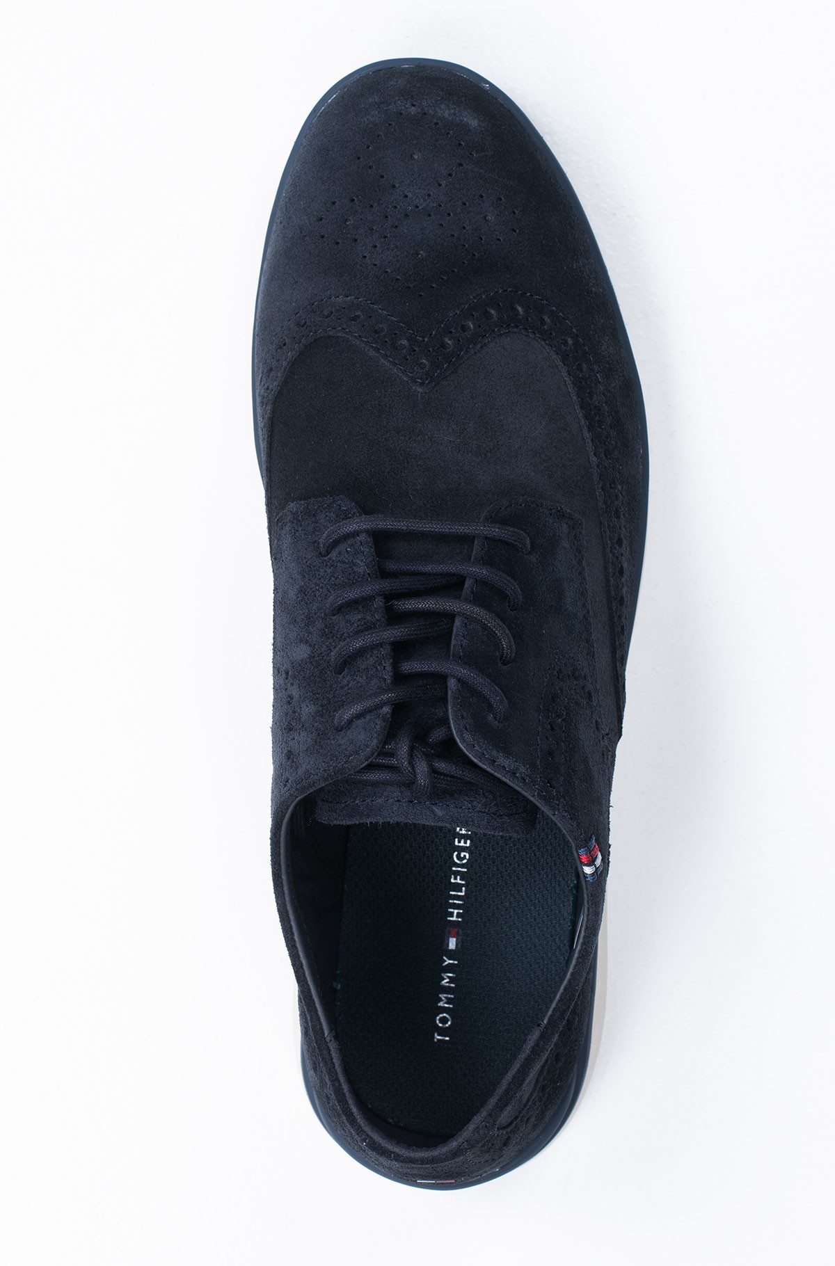 tommy hilfiger lightweight city suede shoe