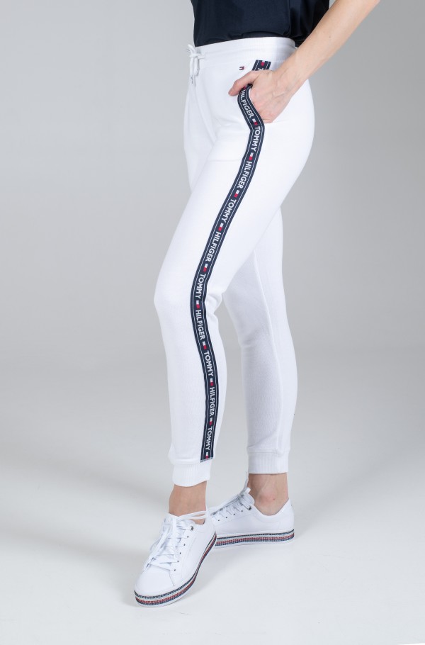 White tommy sale hilfiger sweatpants