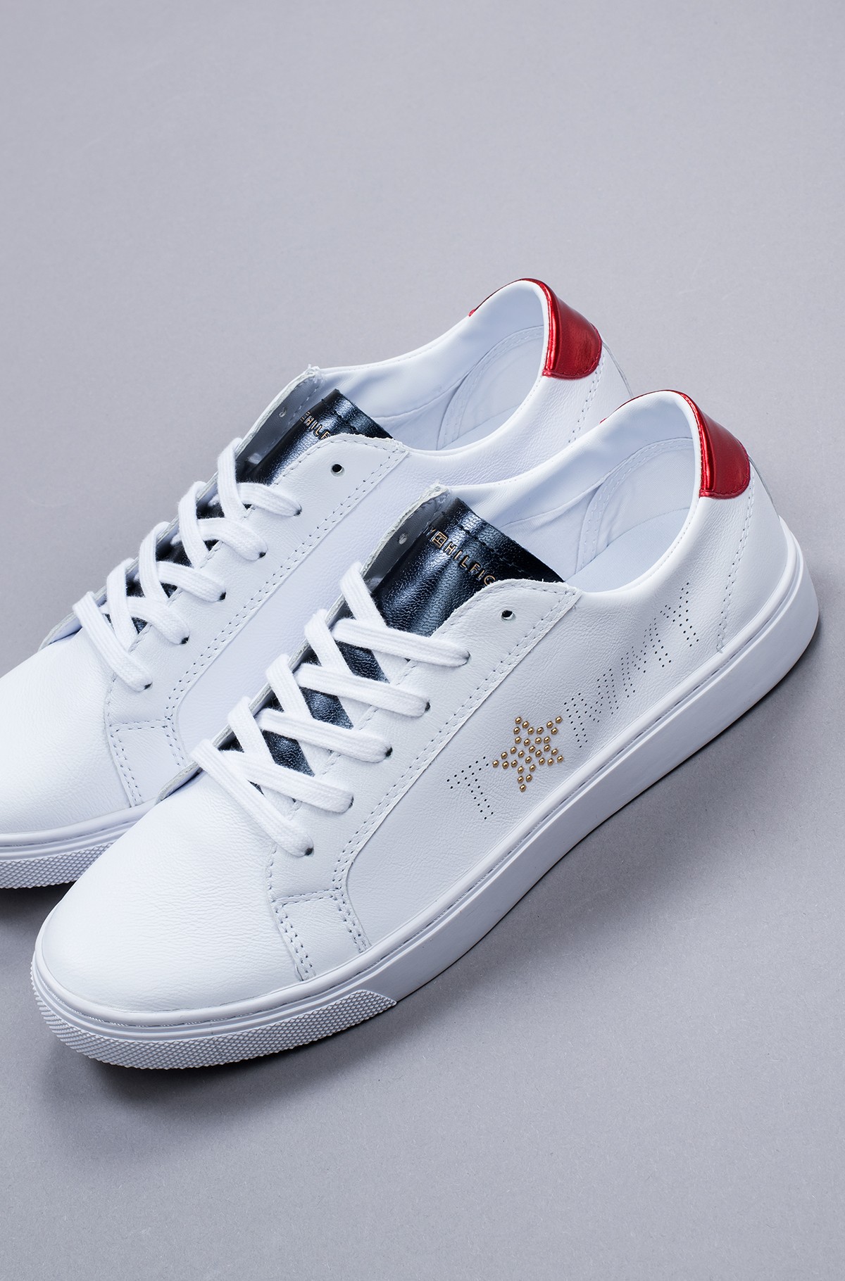 tommy star metallic sneaker