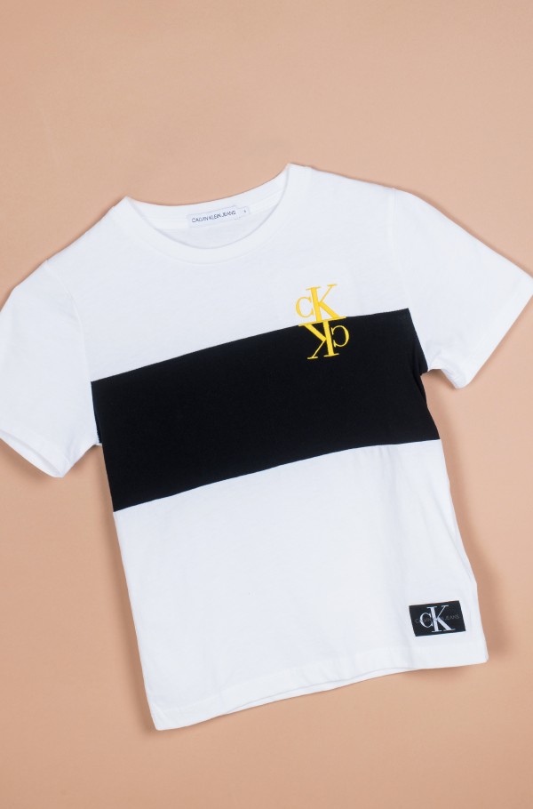 COLOUR BLOCK MONOGRAM SS T-SHIRT