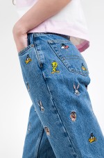 product-main-image