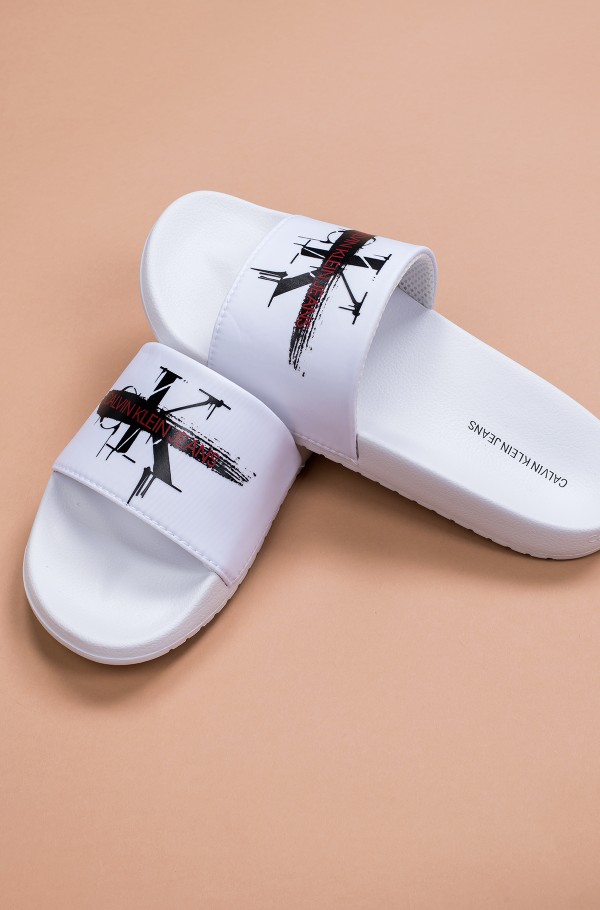 Calvin klein flip clearance flop