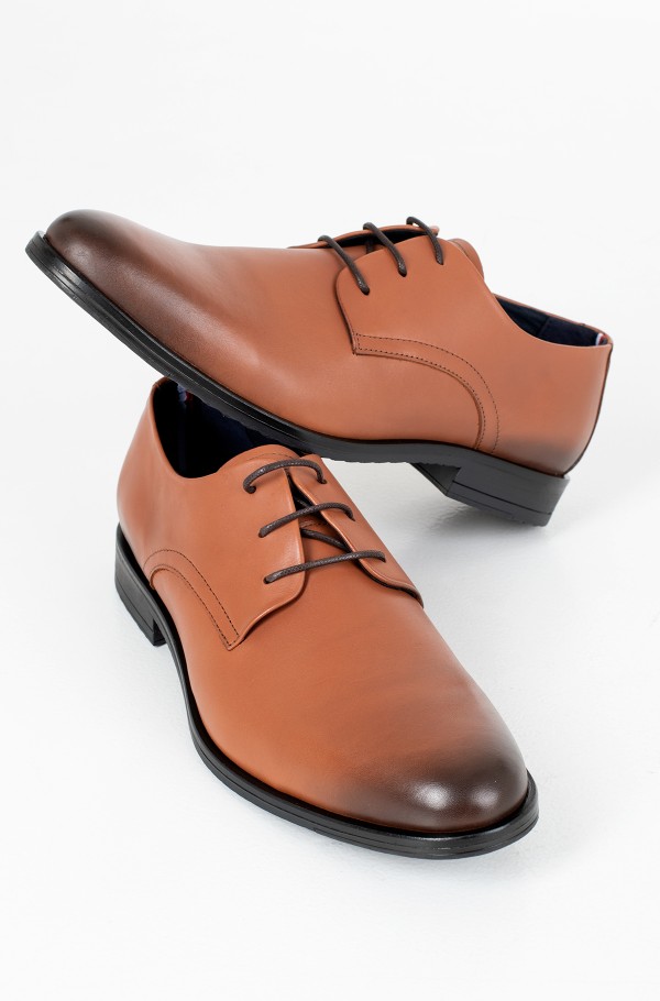 CORE LEATHER LACE UP SHOE