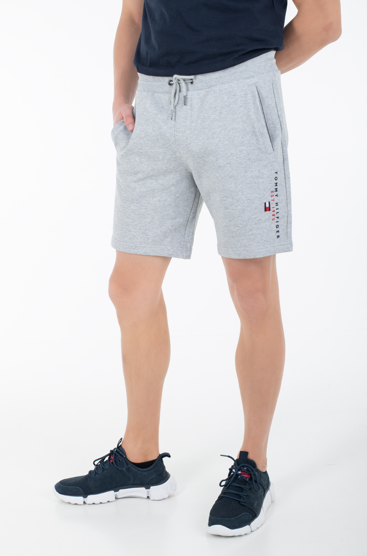 tommy hilfiger jogger shorts