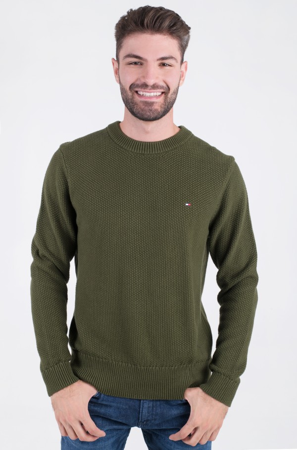 EXAGGERATED STRUCTURE CREW NECK