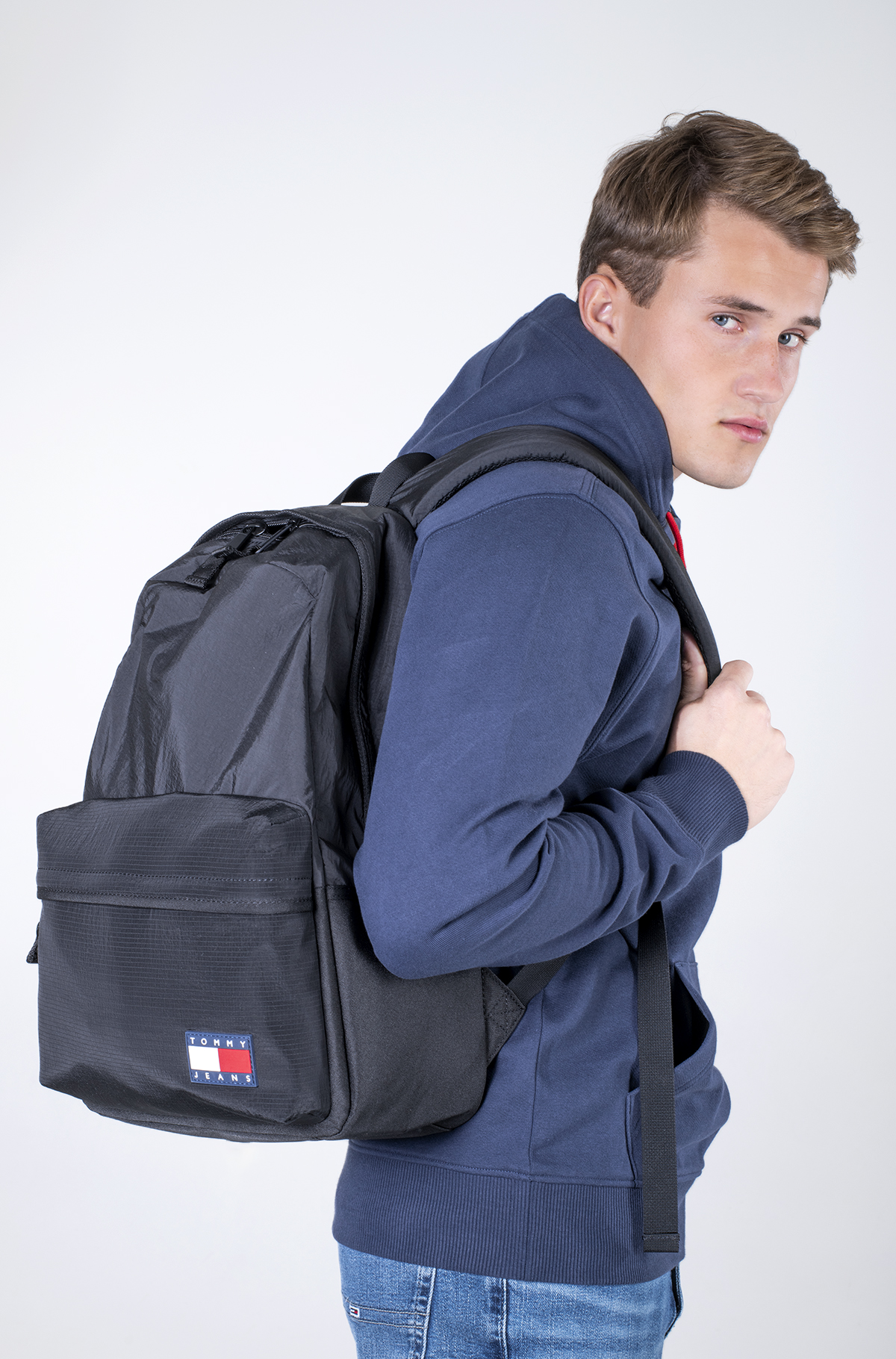 tommy jeans urban tech backpack