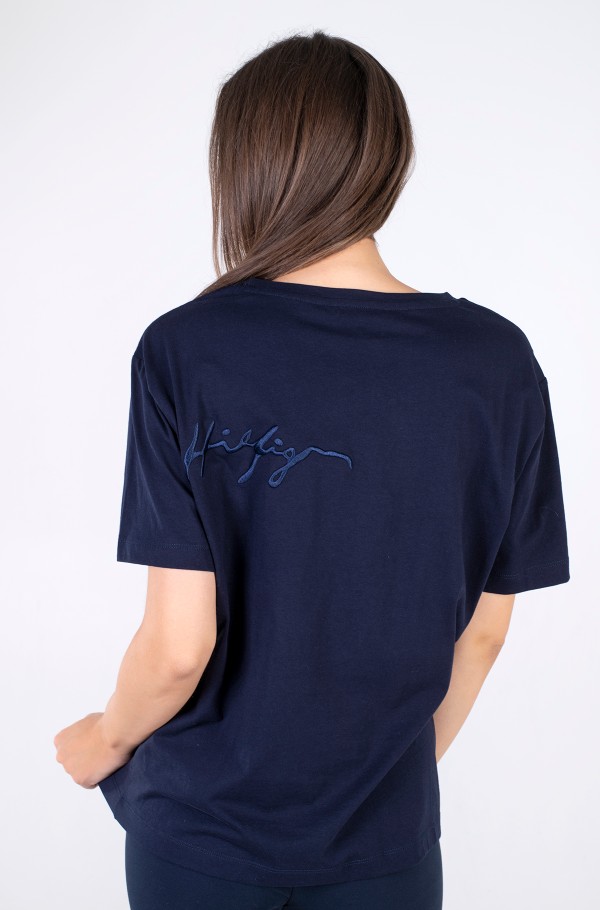 RELAXED SCRIPT OPEN-NK TEE SS-hover