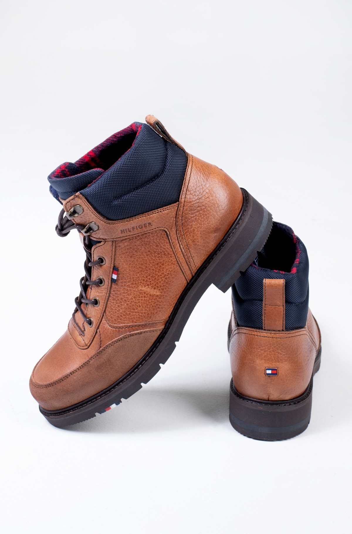 woolrich oxtak suede boots