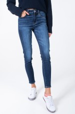 product-main-image