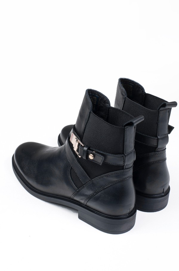TH HARDWARE FLAT BOOT-hover