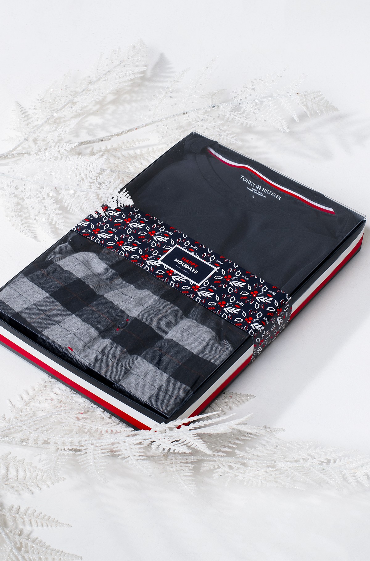 Pyjamas in a gift box UM0UM01976-full-2