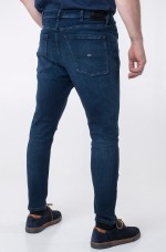 product-main-image