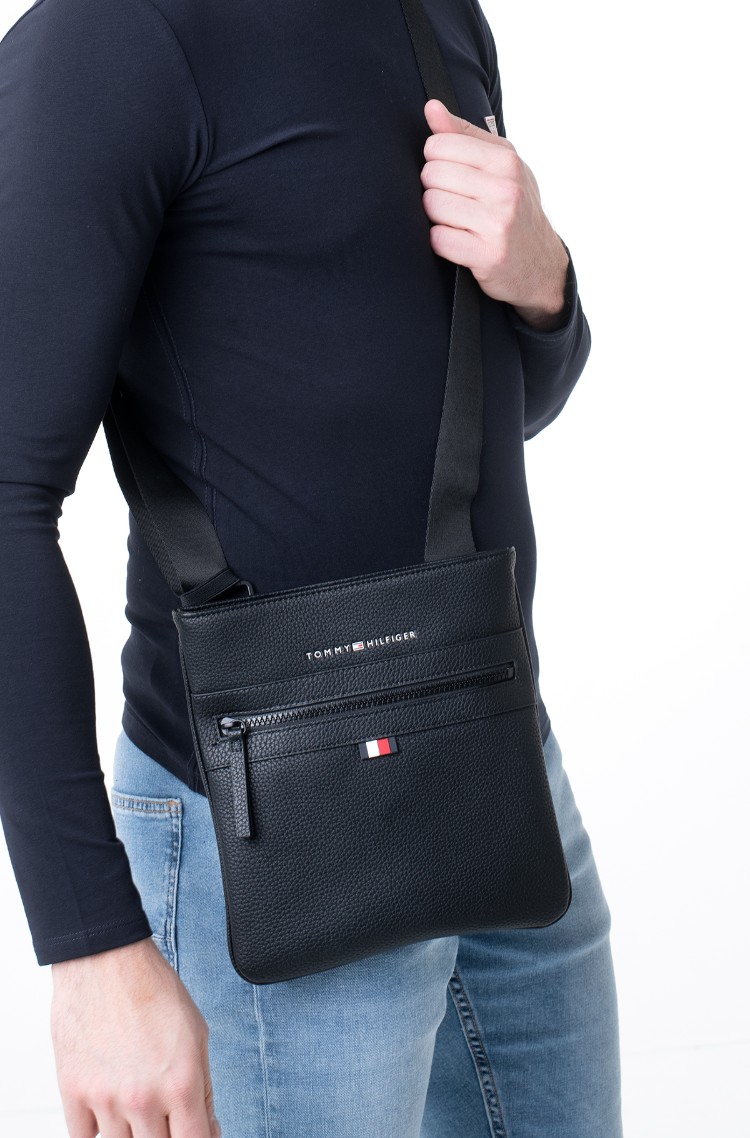 Shoulder bag ESSENTIAL PU CROSSOVER Hilfiger, Men Handbags black bag ESSENTIAL PU CROSSOVER Tommy Hilfiger, Men Handbags | Denim Dream E-pood