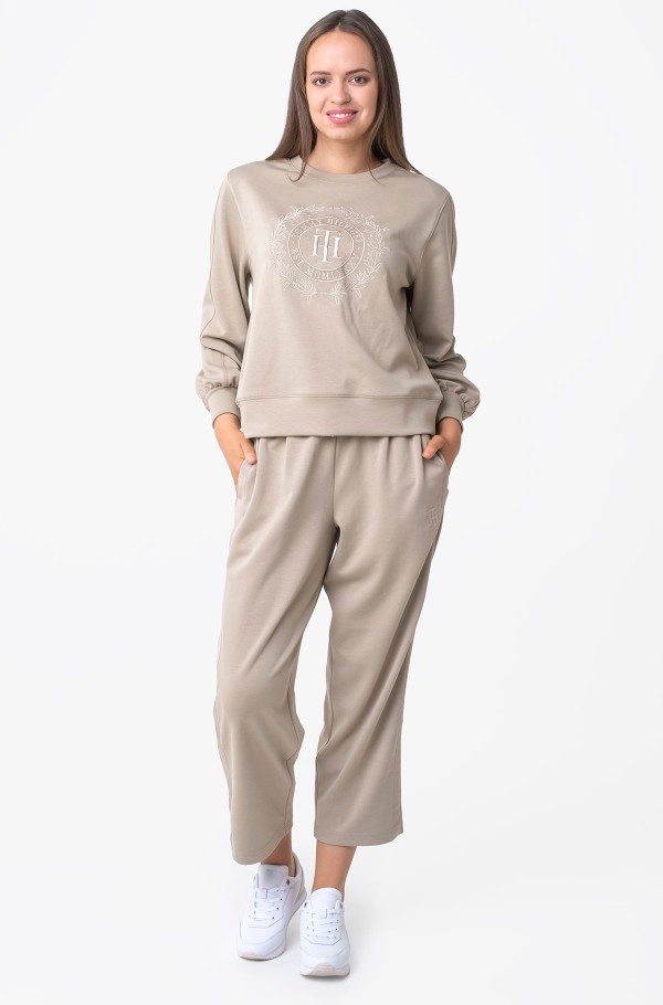 RELAXED TH CREST C-NK SWEATSHIRT-hover