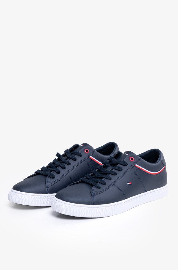 ESSENTIAL LEATHER SNEAKER DETAIL-hover
