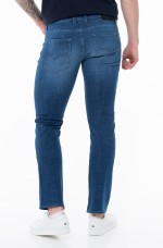 product-main-image