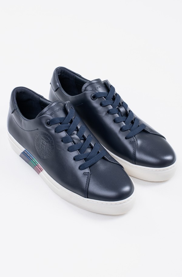 ELEVATED TH CREST SNEAKER