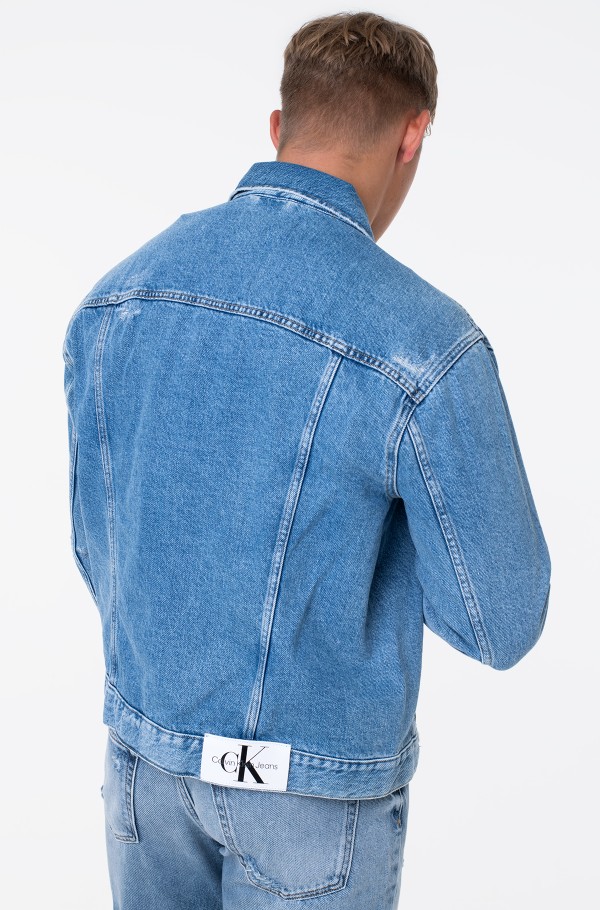 Calvin Klein Jeans Denim Long Sleeve Point Collar Trucker Jacket | Dillard's