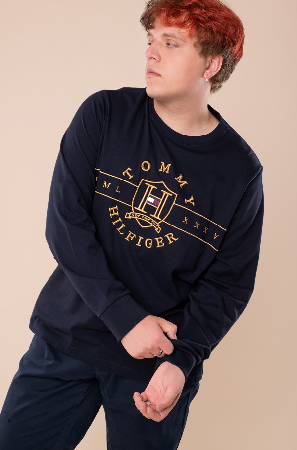 BT-LONG SLEEVE ICON TEE-B-hover