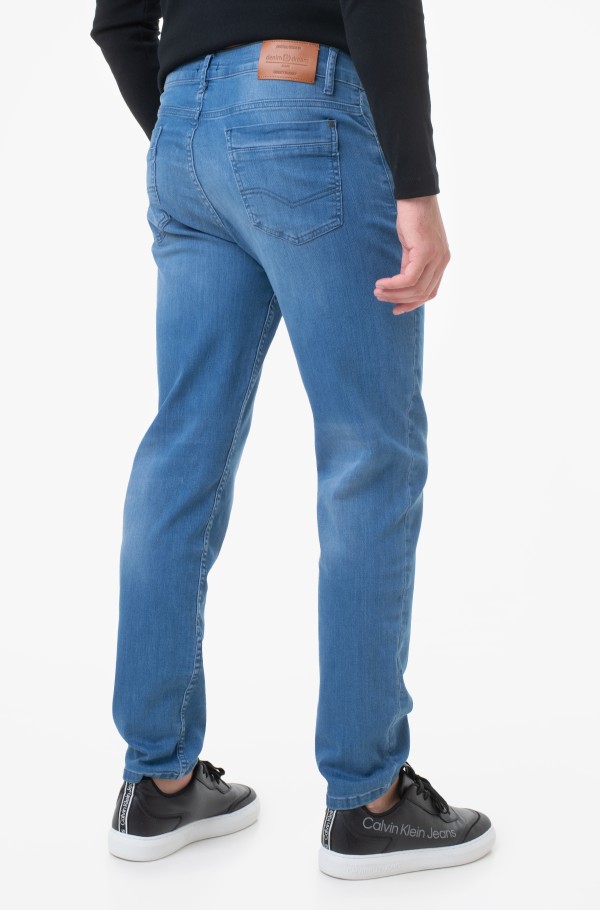 Jack-hover