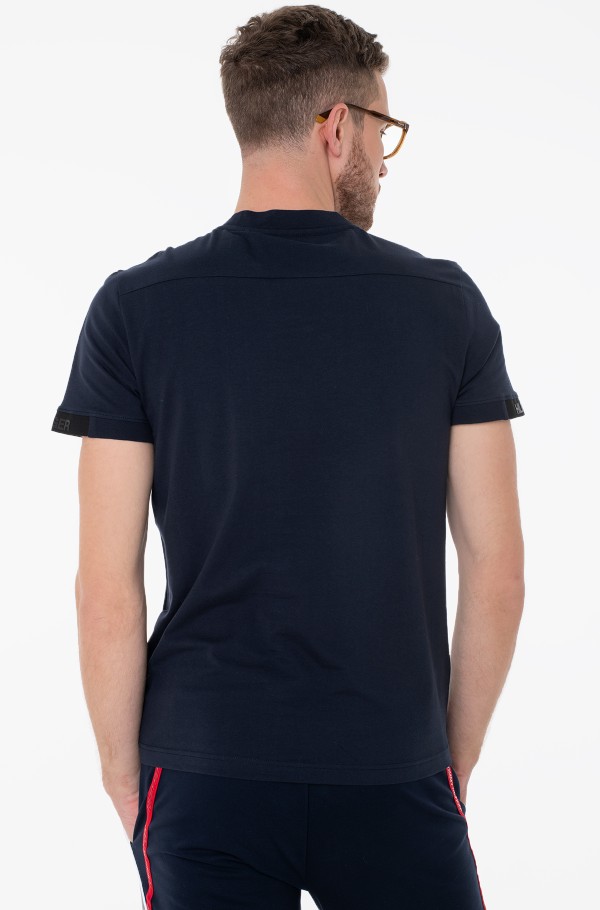 TECH ESSENTIALS S/S TEE-hover
