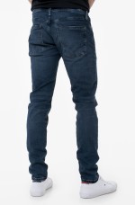 product-main-image
