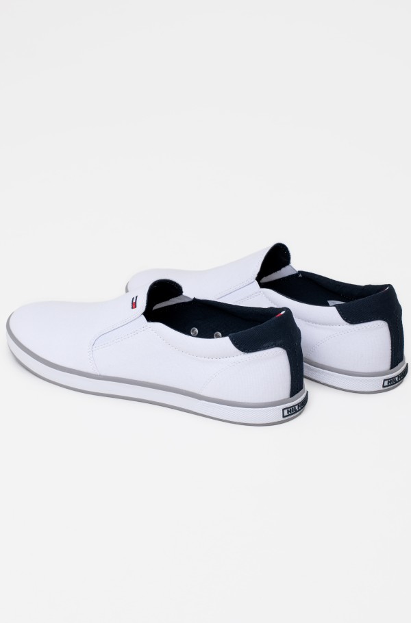 ICONIC SLIP ON SNEAK-hover