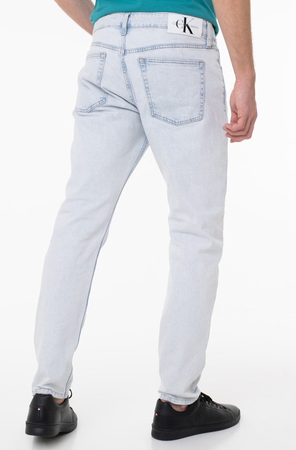 SLIM TAPER J30J322832-hover