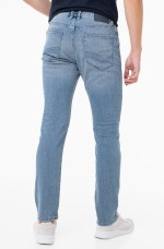 product-main-image