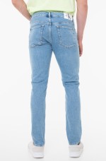 product-main-image