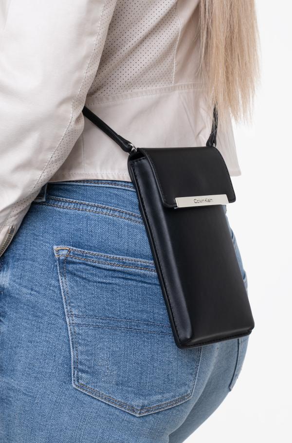 black Shoulder bag CK LINEAR PHONE CROSSBODY K60K612192 Calvin Klein Women Crossbodies black Shoulder bag CK LINEAR PHONE CROSSBODY K60K612192 Calvin Klein Women Crossbodies Denim Dream e store