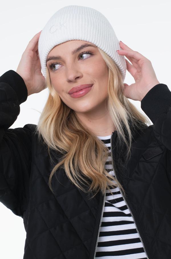 Calvin hat online