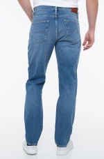 product-main-image