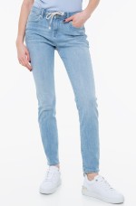 product-main-image