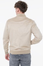 product-main-image