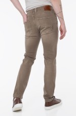 product-main-image